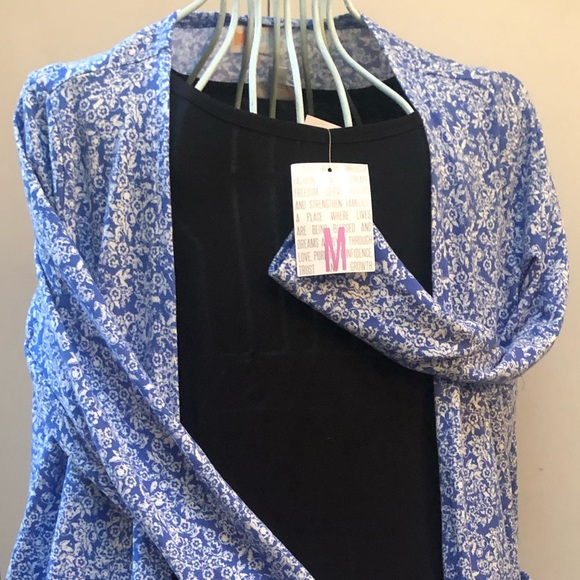 Lularoe Caroline Cardigan - Picture 2 of 3